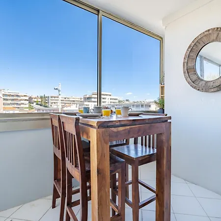 A 100m De La Plage, Climatise Apartament